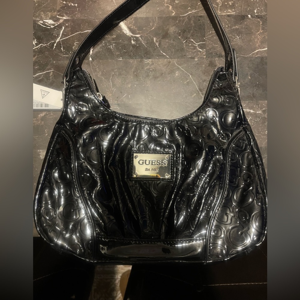 Guess woman’s purse brand new